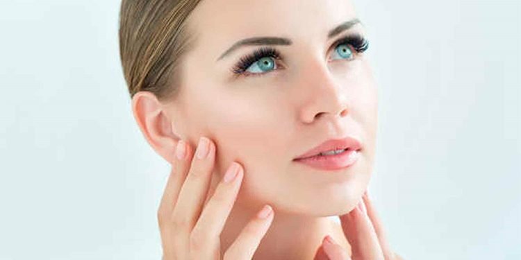 Facial con Células Madres 400 millones con Dispositivo Hyaluron Pen