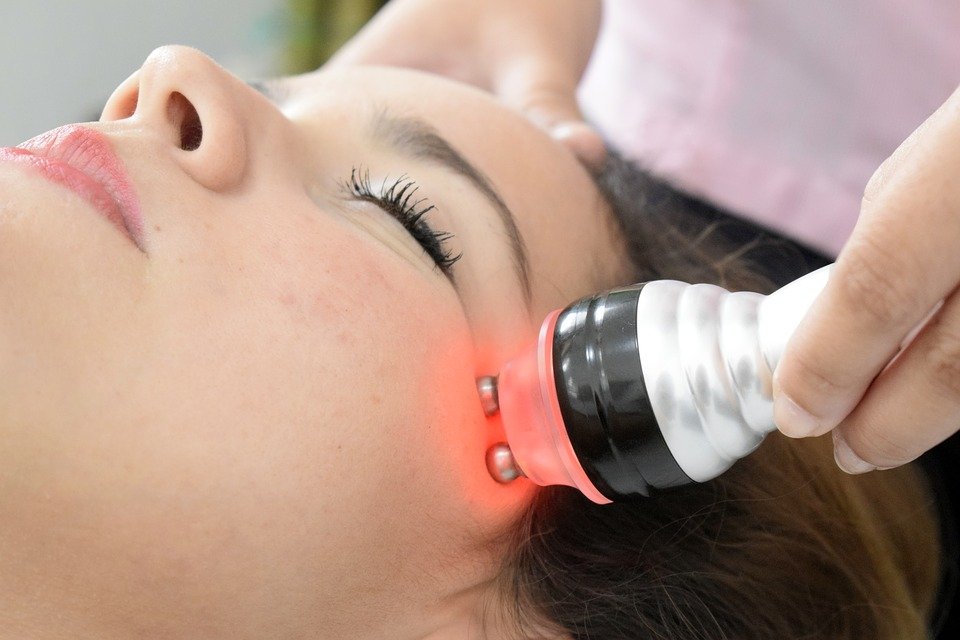 Radiofrecuencia Facial y Contorno de Ojos (Sesión)